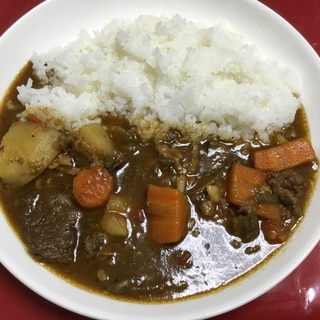 圧力鍋でトマト入りカレー